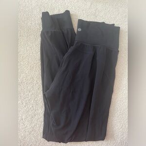 athleta salutation jogger